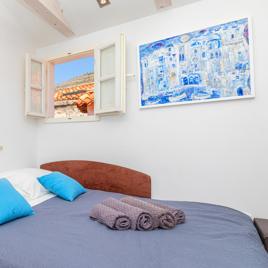 RAFAEL ROOMS &amp; APARTMENTS